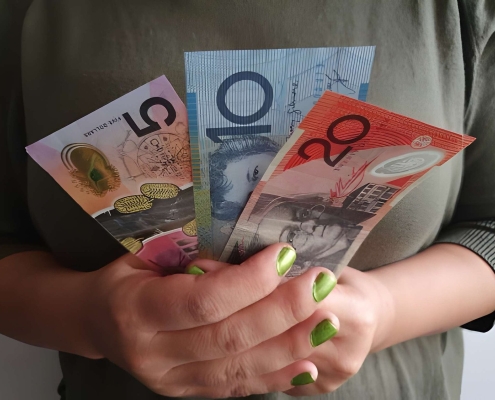 Why Minimum Wage is Not a Living Wage