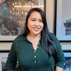 Meet Our Team - Laura